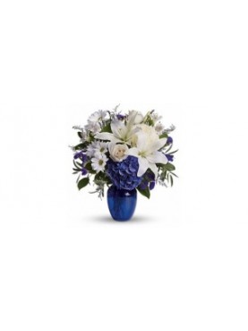 Σύνθεση λουλουδιών σε βάζο σε αποχρώσεις του μπλε για νεογέννητο αγοράκι