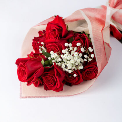 Μπουκέτο με 15 Κόκκινα Τριαντάφυλλα